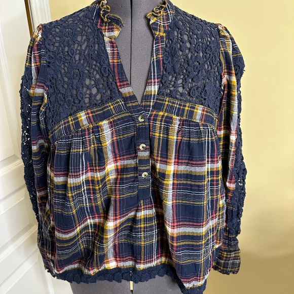 Anthropologie Navy Plaid Lace Detail Women's Top - Picture 4 of 12